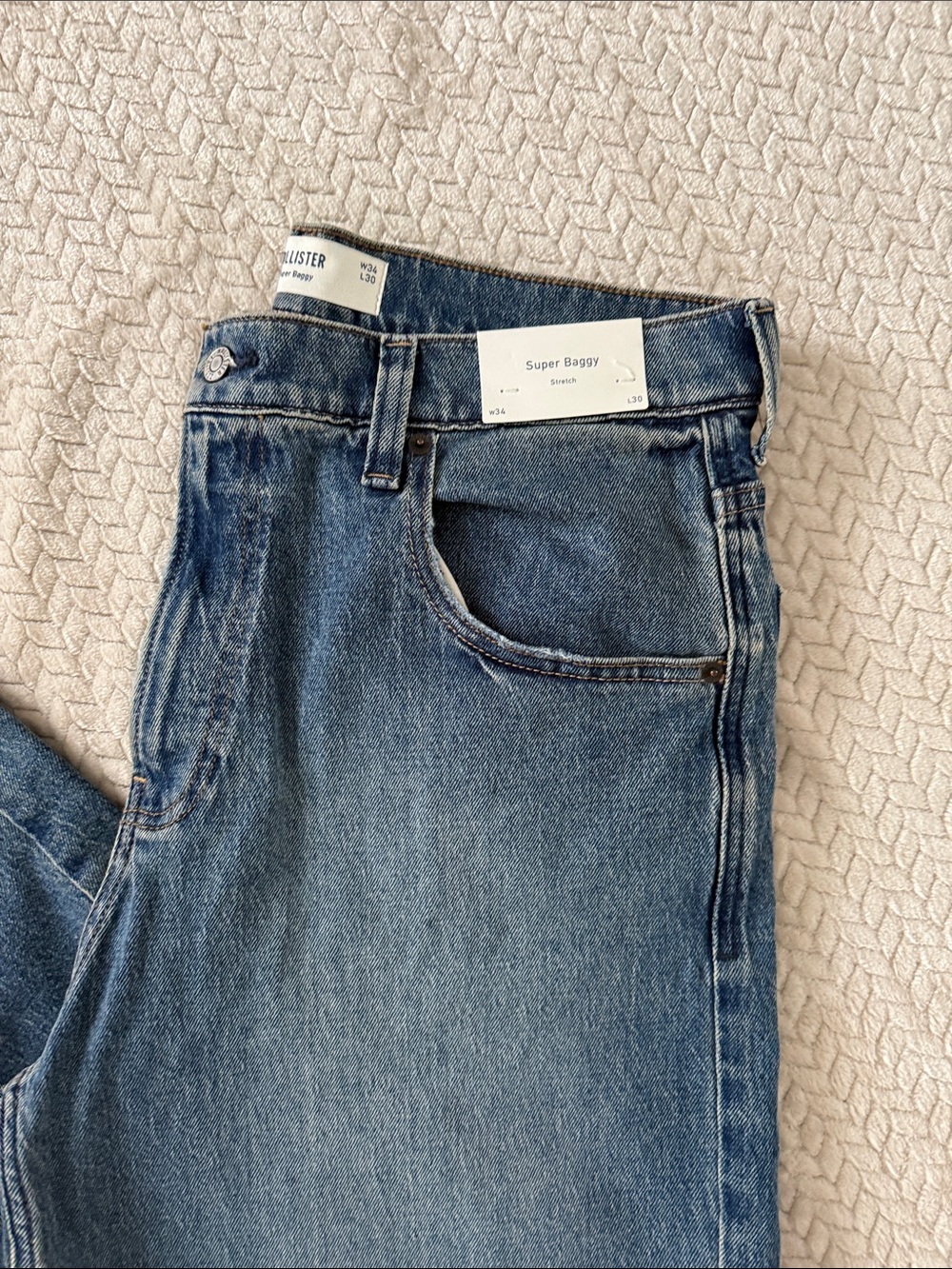 Hollister Men's Super Baggy Jeans - Picture 2 of 6